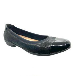 Women's Clarks Neenah Garden Cap Toe Ballet Flat in Black Leather - 9.5